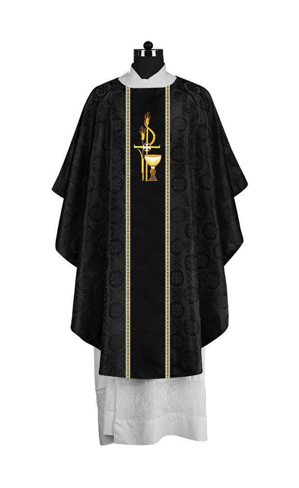 Premium Gothic Chasuble Adorned with Embroidered Motif