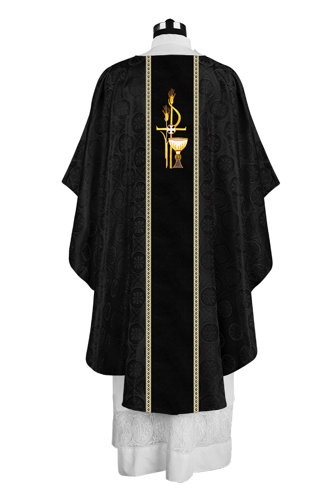 Premium Gothic Chasuble Adorned with Embroidered Motif