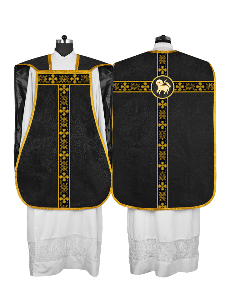 Roman chasuble adorned with lace