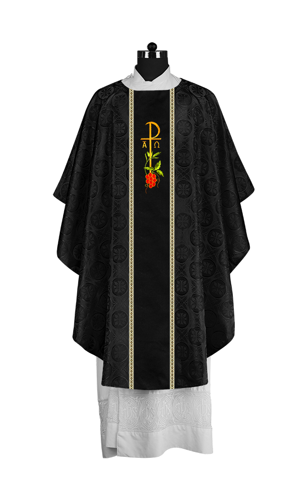 Premium Gothic Chasuble Adorned with Embroidered Motif