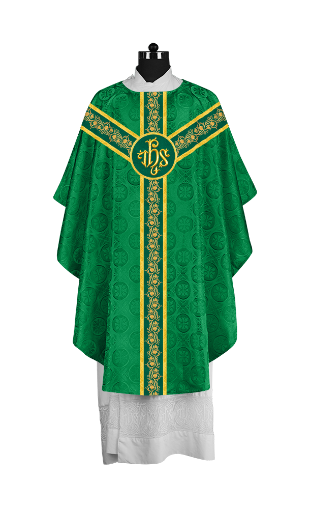 Elegant Gothic Chasuble for Priests with Grapes Embroidery