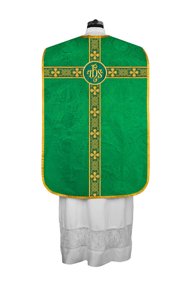 Roman chasuble adorned with lace