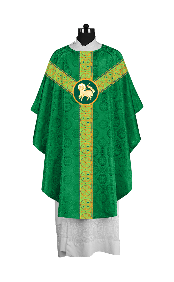 Gothic-Style Chasuble in Premium Fabric with Spiritual Motif