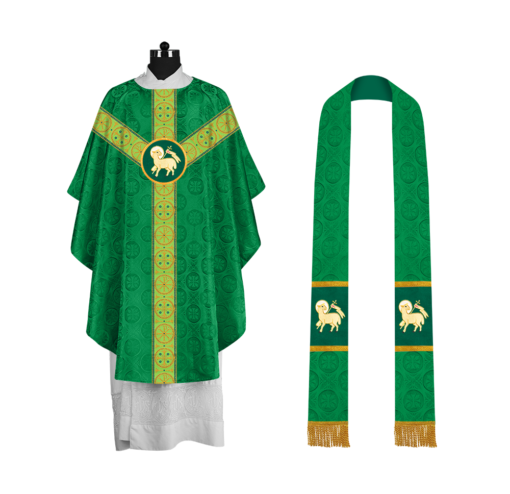 Gothic-Style Chasuble in Premium Fabric with Spiritual Motif