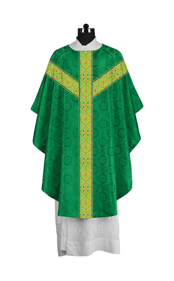 Gothic-Style Chasuble in Premium Fabric with Spiritual Motif