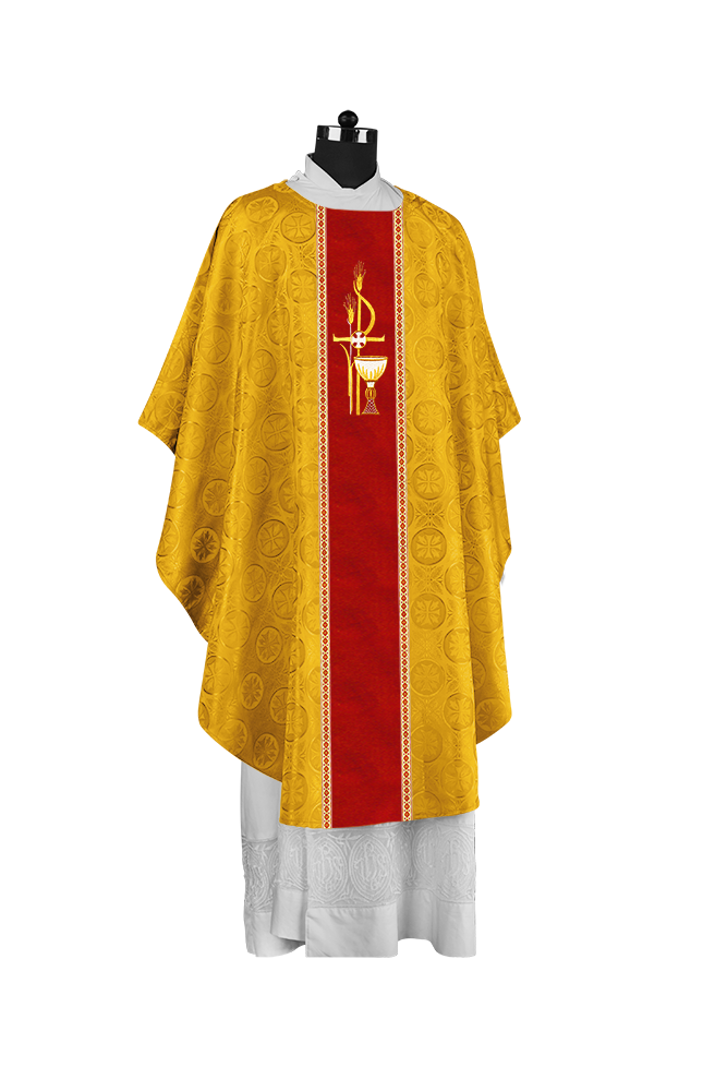 Premium Gothic Chasuble Adorned with Embroidered Motif