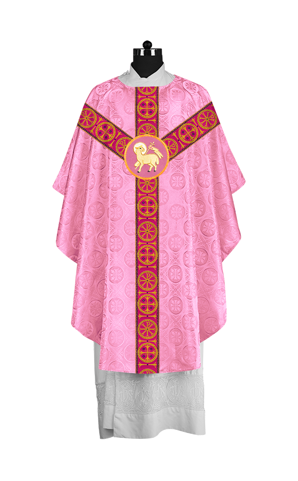 Gothic-Style Chasuble in Premium Fabric with Spiritual Motif