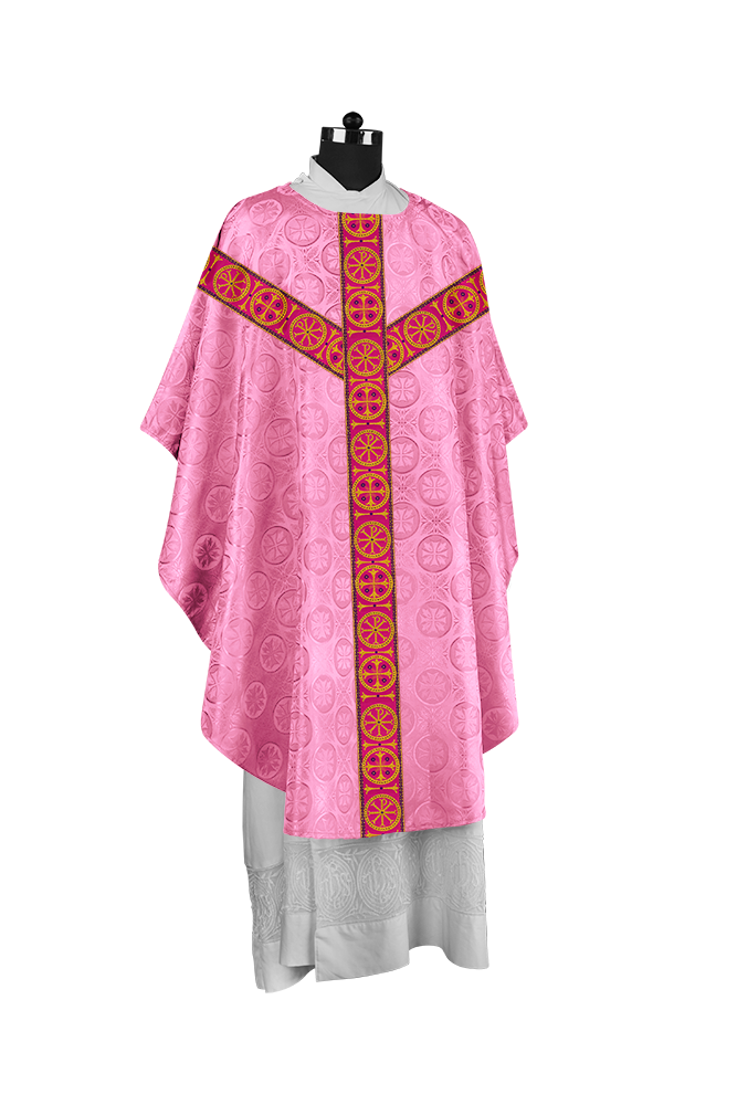 Gothic-Style Chasuble in Premium Fabric with Spiritual Motif