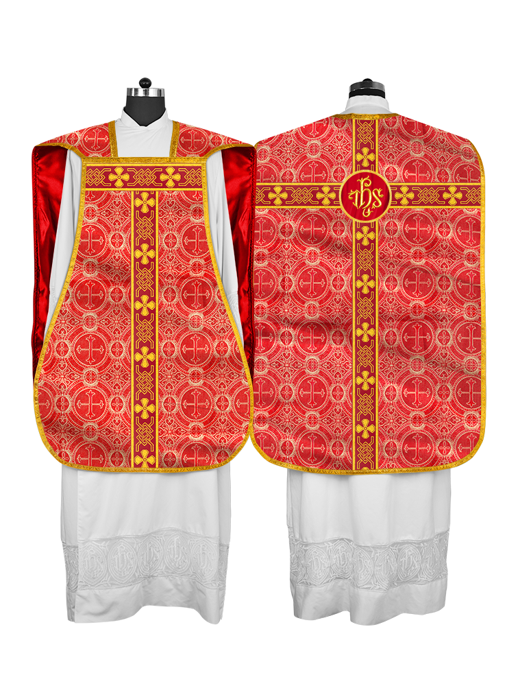 Roman chasuble adorned with lace
