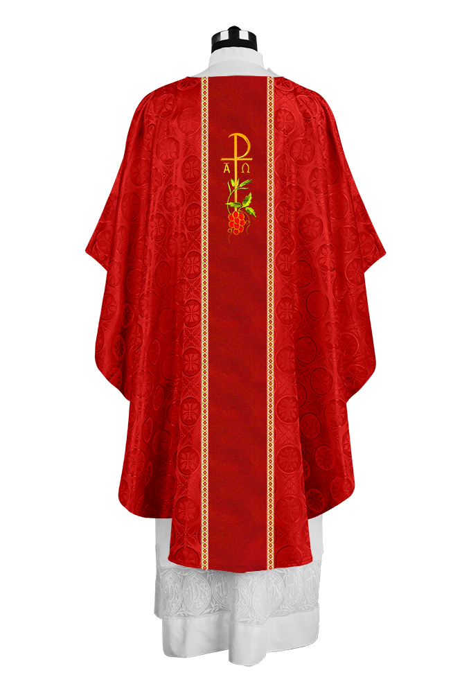 Premium Gothic Chasuble Adorned with Embroidered Motif