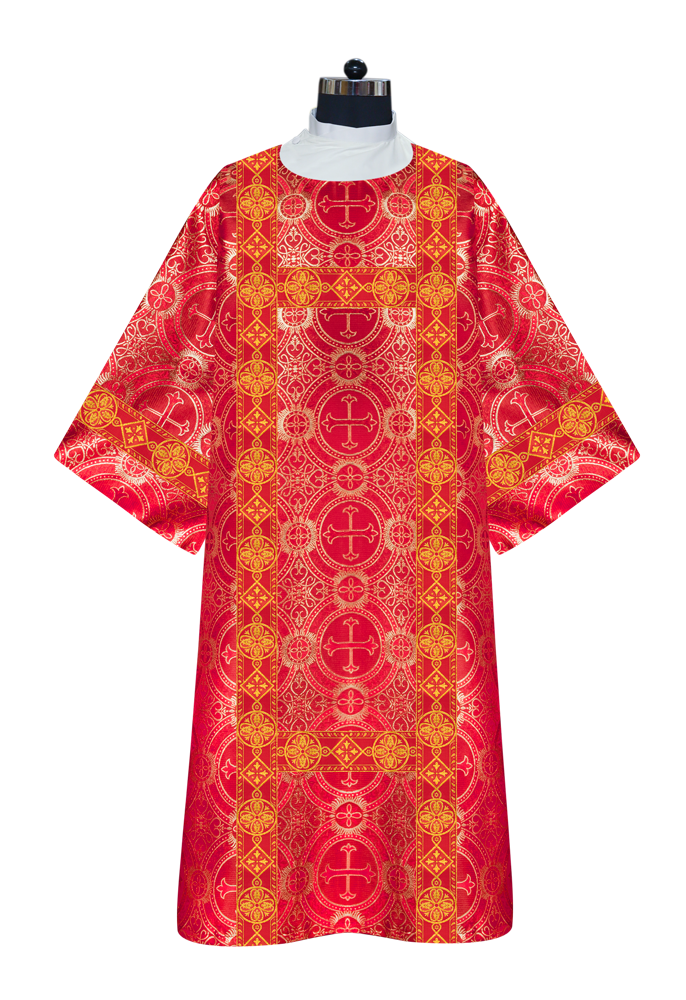 DALMATIC VESTMENT WITH DIAMOND LACE