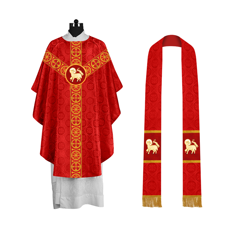 Gothic-Style Chasuble in Premium Fabric with Spiritual Motif