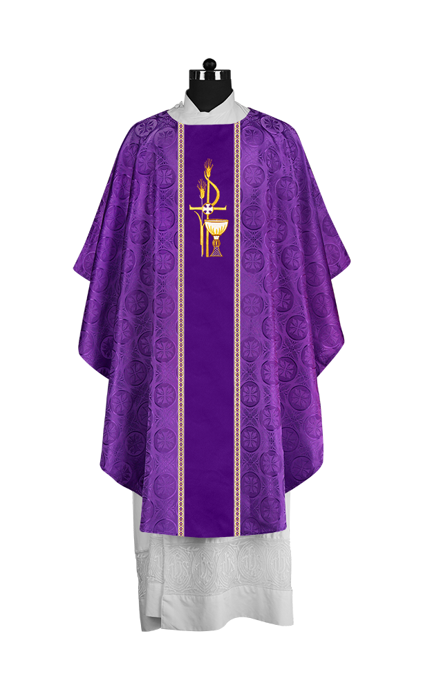 Premium Gothic Chasuble Adorned with Embroidered Motif