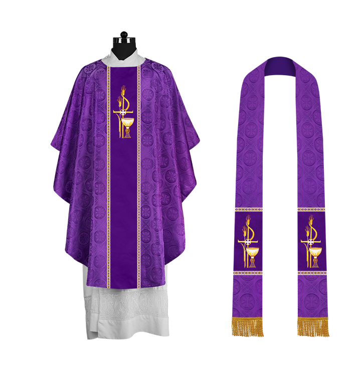 Premium Gothic Chasuble Adorned with Embroidered Motif