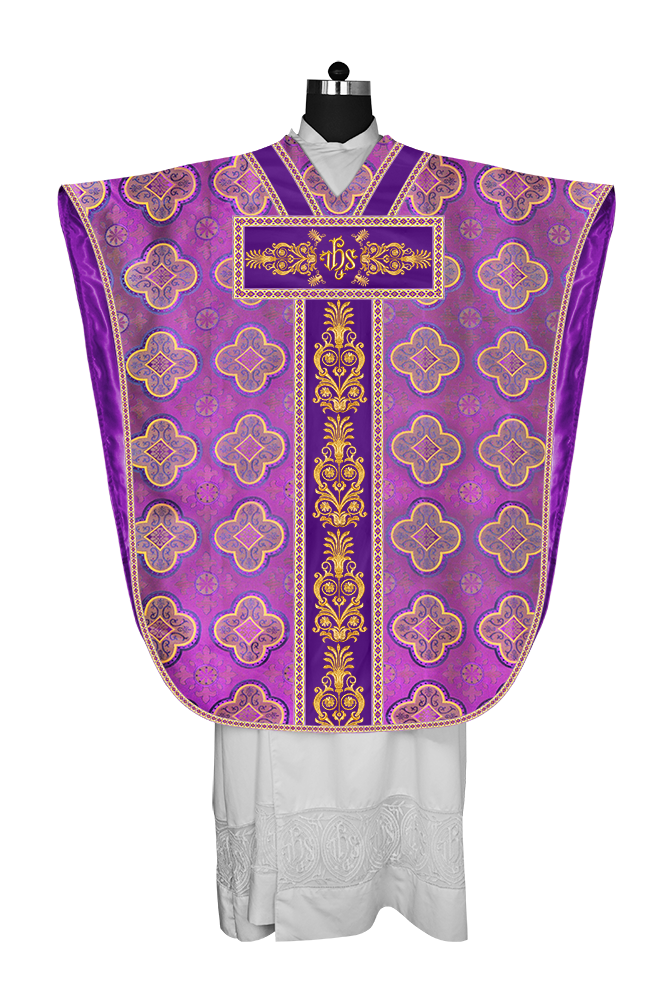 BORROMEAN CHASUBLE VESTMENT WITH DETAILED BRAIDS AND TRIMS