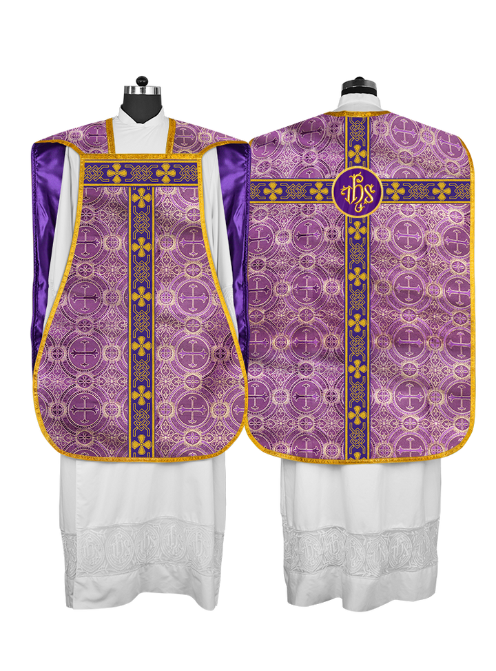Roman chasuble adorned with lace