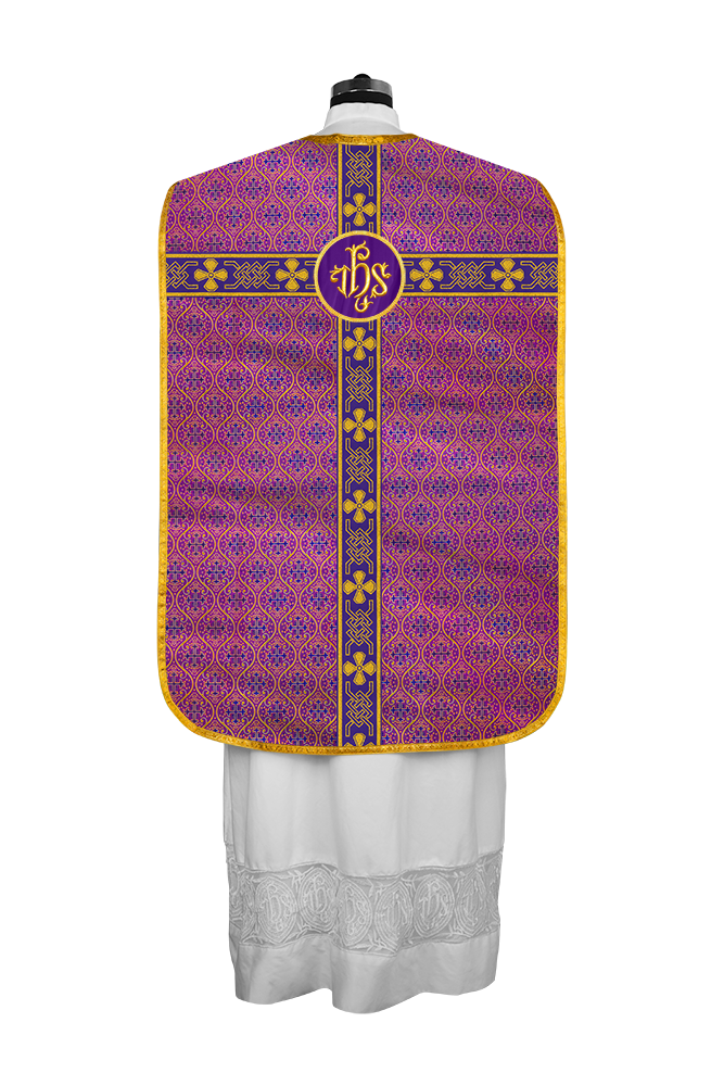 Roman chasuble adorned with lace