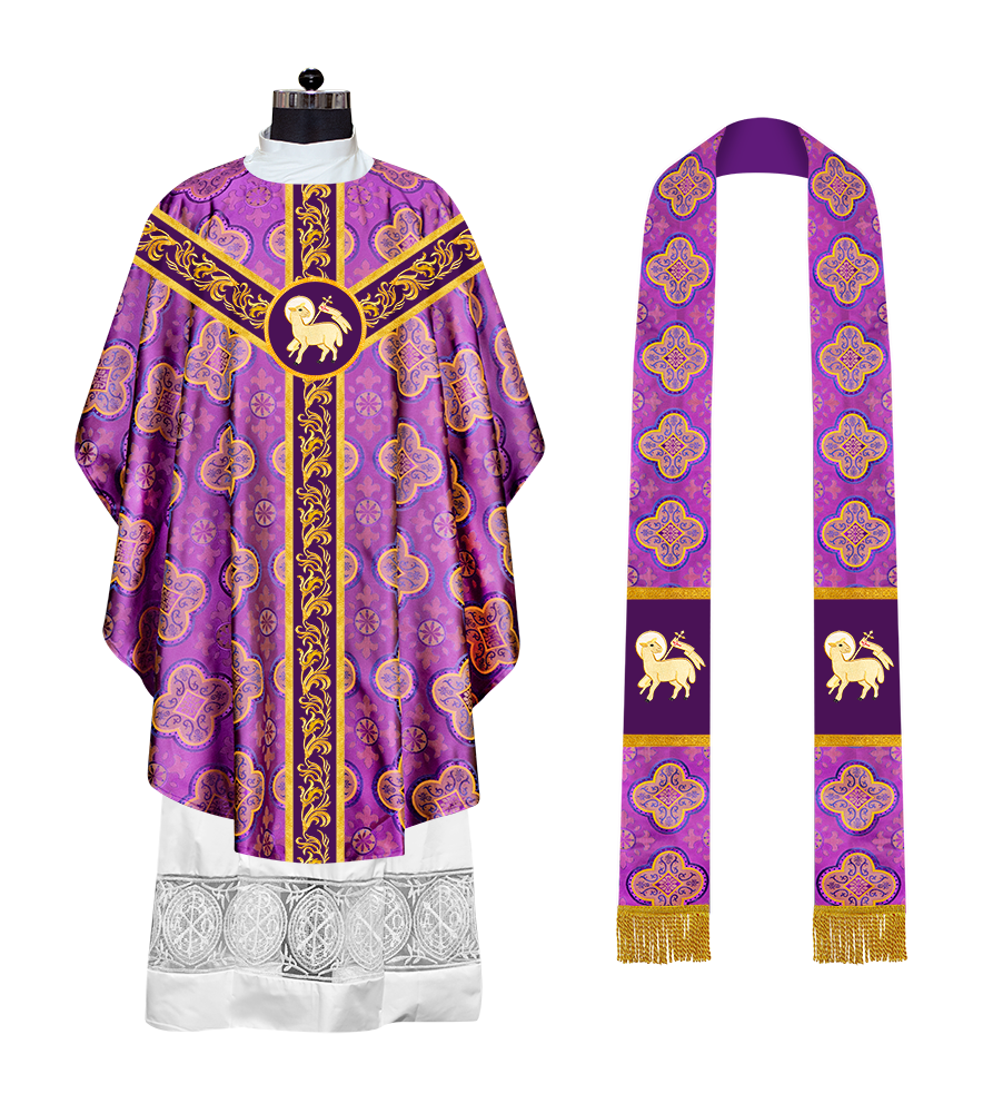 GOTHIC CHASUBLE WITH EMBROIDERED LACE