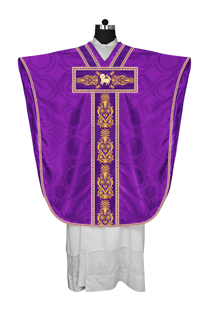 BORROMEAN CHASUBLE VESTMENT WITH DETAILED BRAIDS AND TRIMS