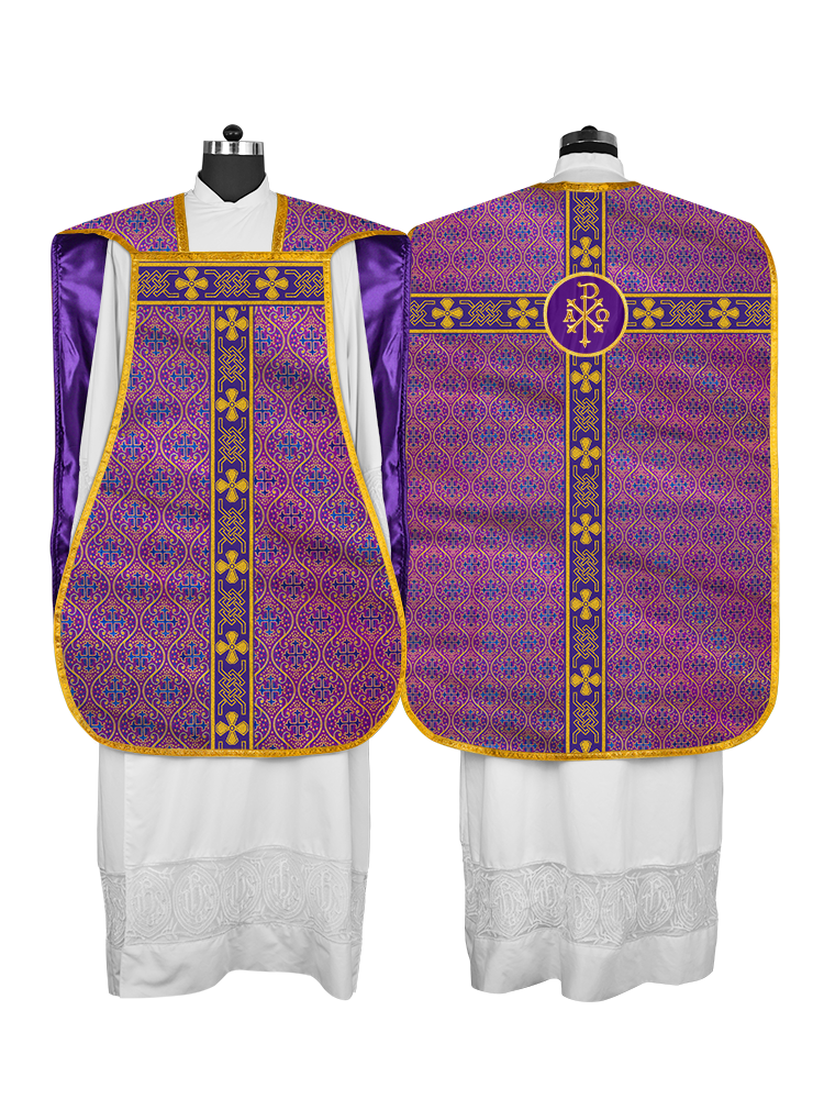 Roman chasuble adorned with lace