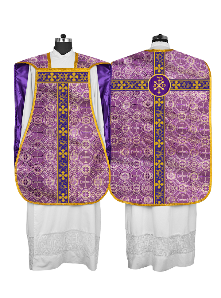 Roman chasuble adorned with lace