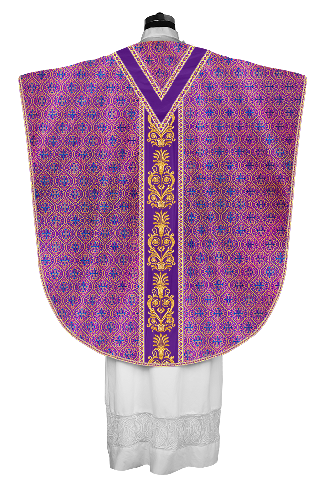 BORROMEAN CHASUBLE VESTMENT WITH DETAILED BRAIDS AND TRIMS