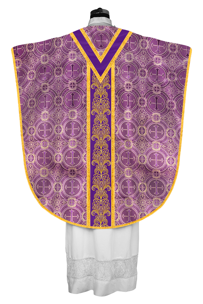 BORROMEAN CHASUBLE WITH EMBROIDERED LACE