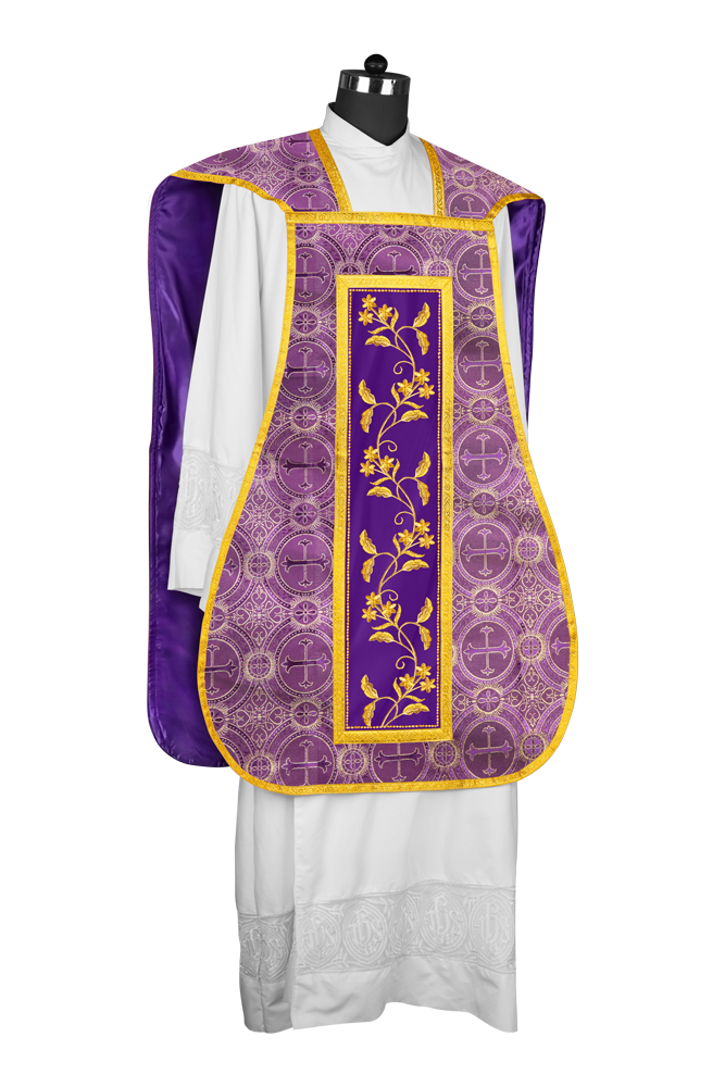Elegant Roman chasuble vestment - Floral collection