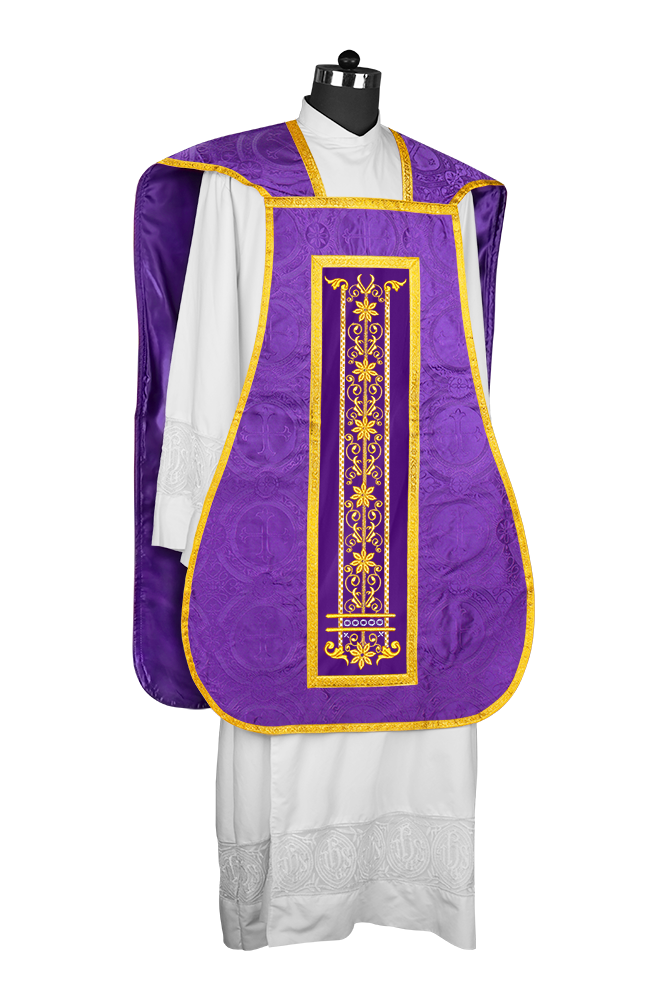 Roman embroidered chasuble vestment - Contemporary collection