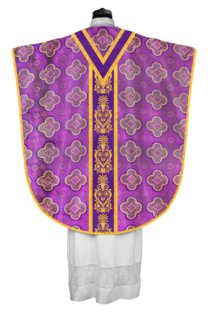 BORROMEAN CHASUBLE WITH ADORNED ORPHREY