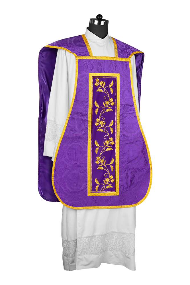 Elegant Roman chasuble vestment - Floral collection