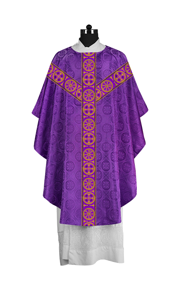 Gothic-Style Chasuble in Premium Fabric with Spiritual Motif