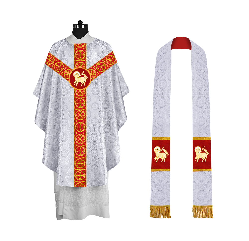 Gothic-Style Chasuble in Premium Fabric with Spiritual Motif