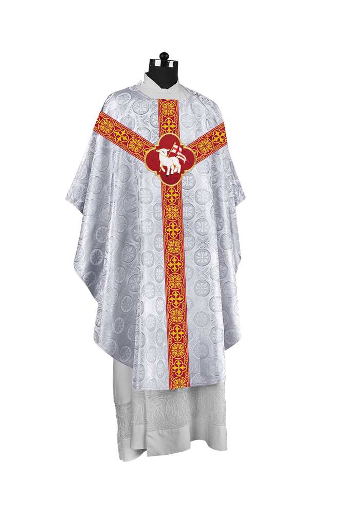 Gothic Chasuble Vestment with Exquisite Motif and Orphrey
