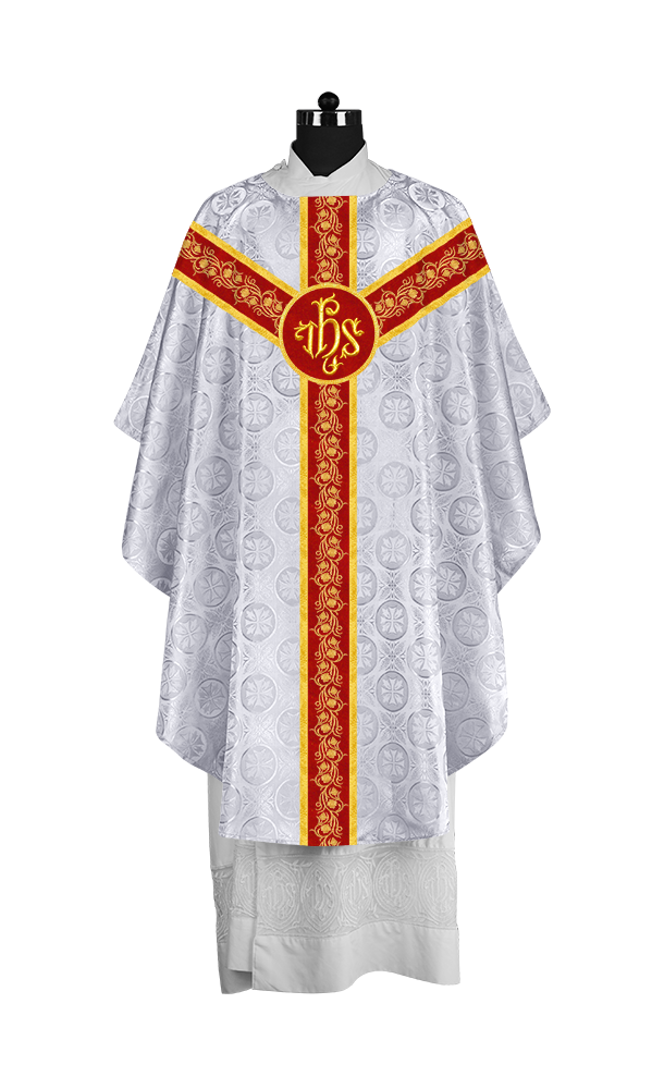Elegant Gothic Chasuble for Priests with Grapes Embroidery