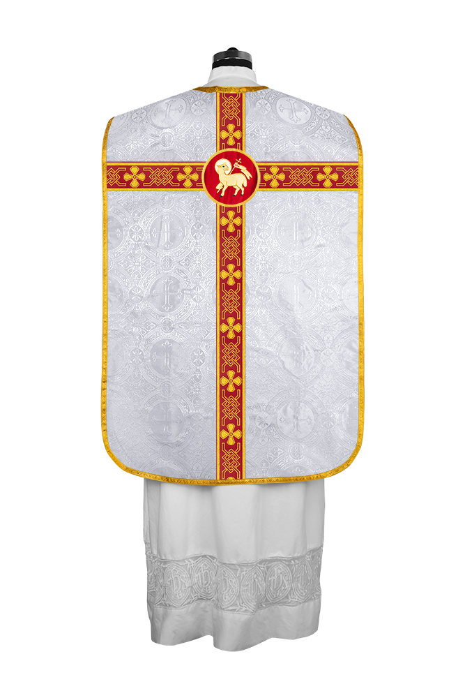 Roman chasuble adorned with lace
