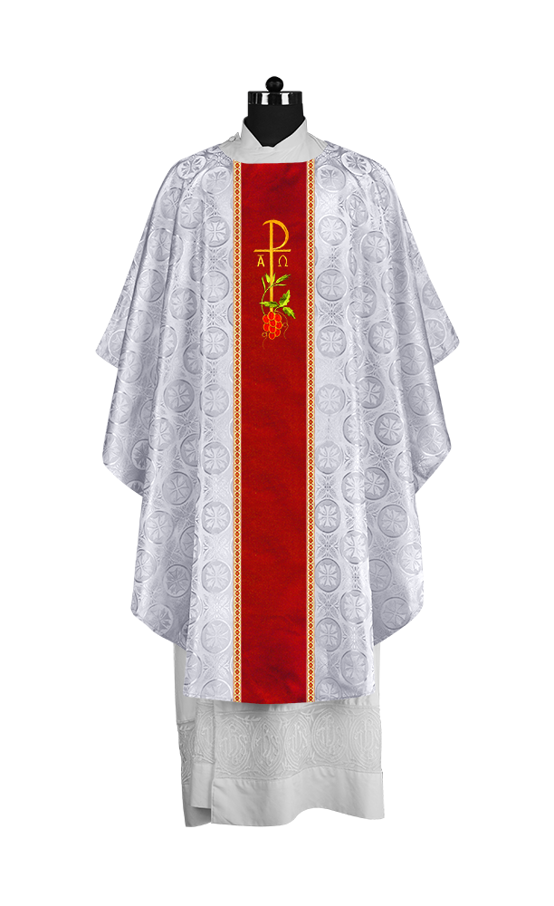 Premium Gothic Chasuble Adorned with Embroidered Motif