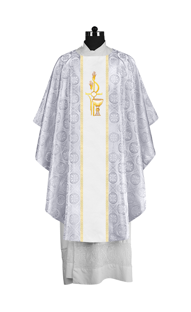 Premium Gothic Chasuble Adorned with Embroidered Motif