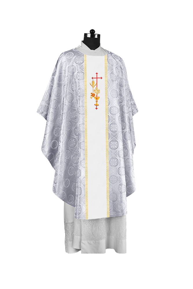 Premium Gothic Chasuble Adorned with Embroidered Motif