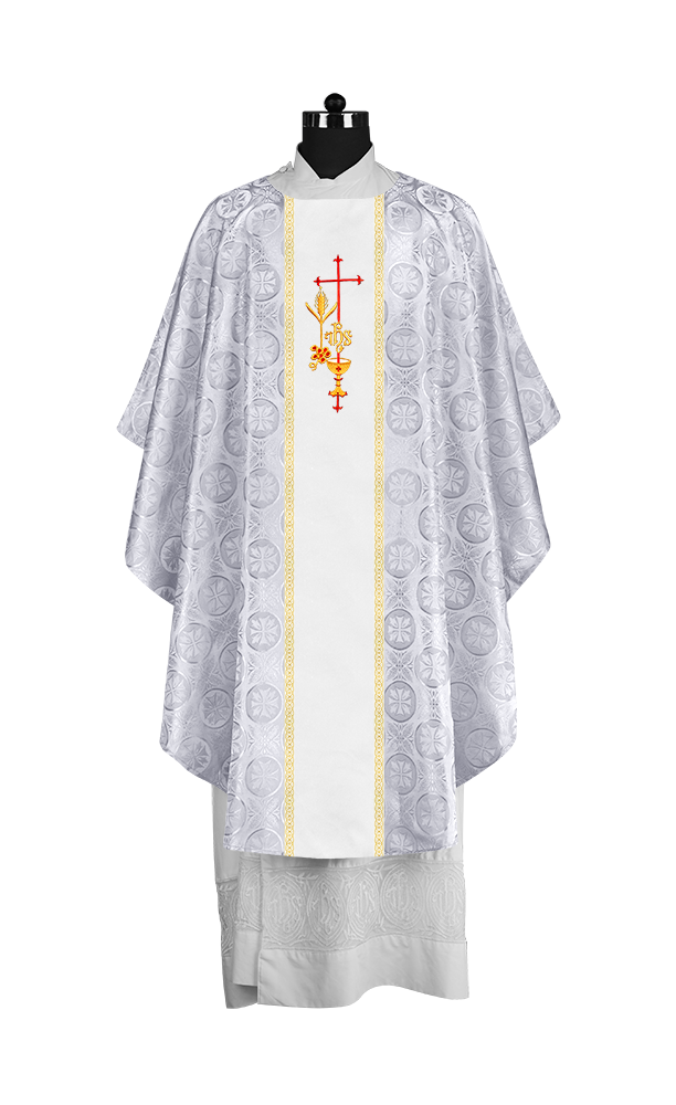 Premium Gothic Chasuble Adorned with Embroidered Motif