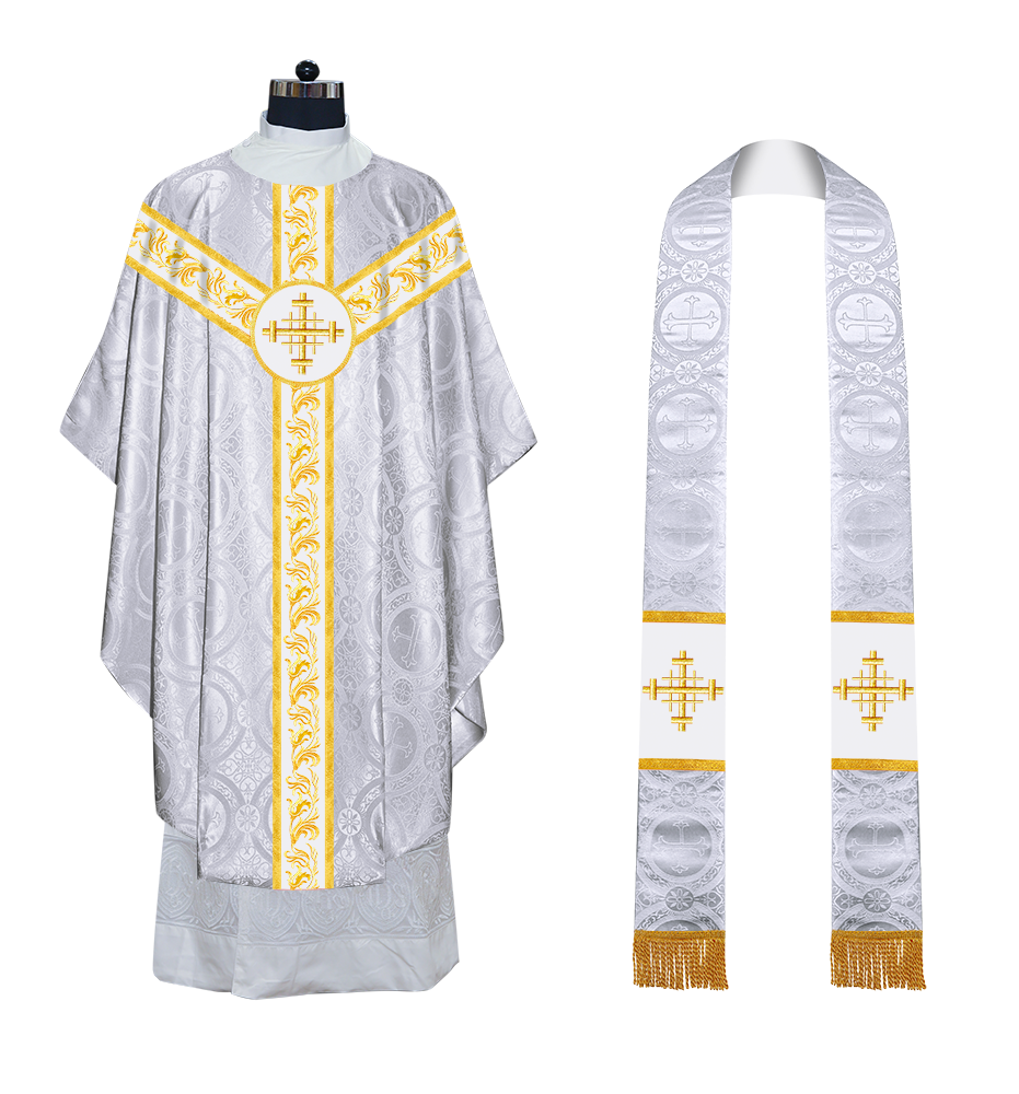 GOTHIC CHASUBLE WITH EMBROIDERED LACE