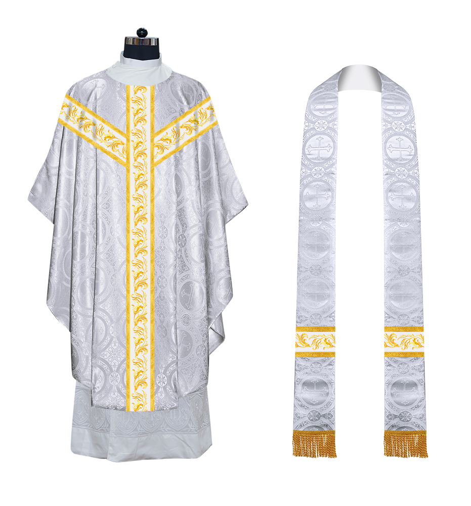 GOTHIC CHASUBLE WITH EMBROIDERED LACE