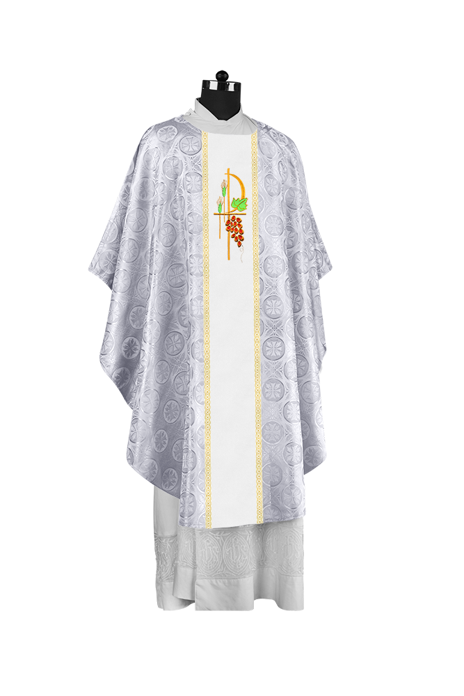 Premium Gothic Chasuble Adorned with Embroidered Motif