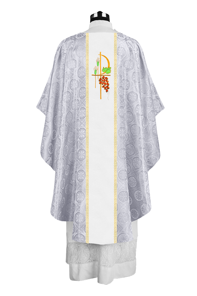 Premium Gothic Chasuble Adorned with Embroidered Motif