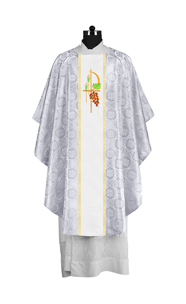 Premium Gothic Chasuble Adorned with Embroidered Motif