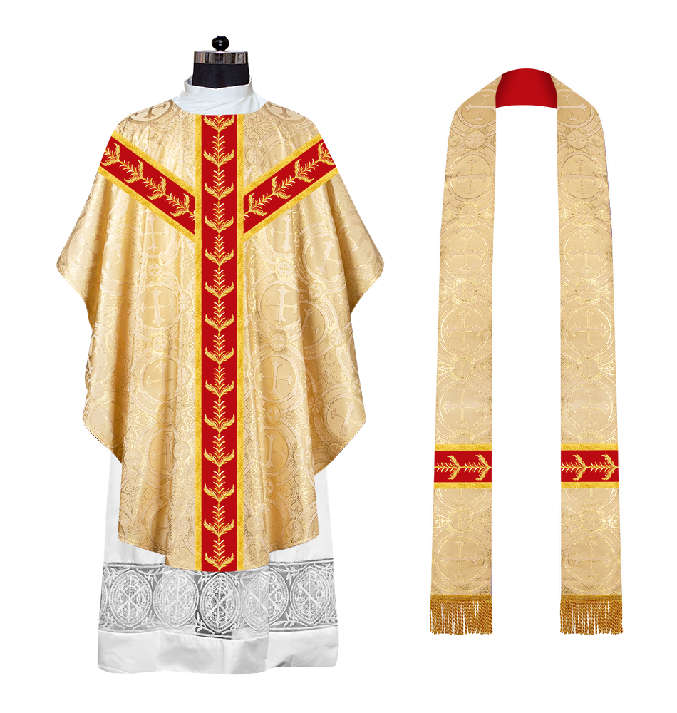 GOTHIC STYLE CHASUBLE WITH ADORNED LACE
