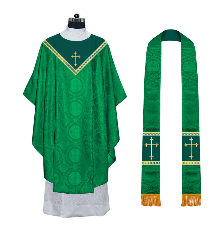 GOTHIC CHASUBLE ADORNED WITH WESTERN CROSS MOTIF