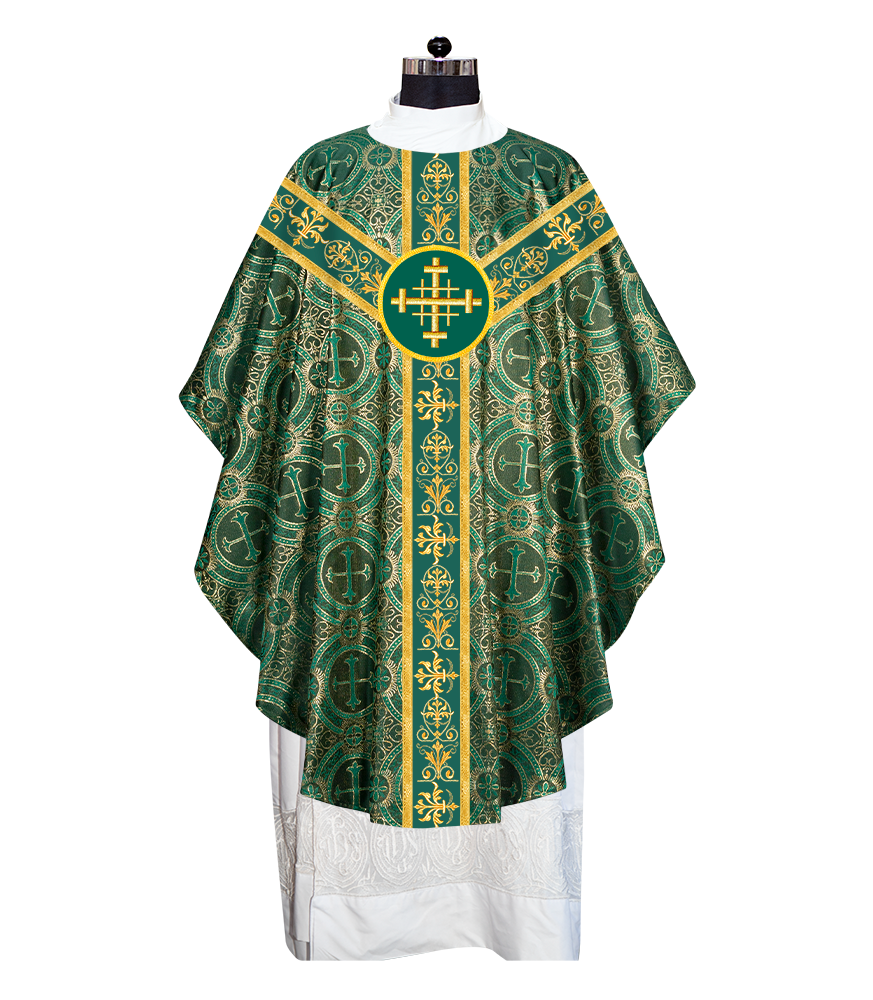 GOTHIC CHASUBLE WITH ORNATE LACE