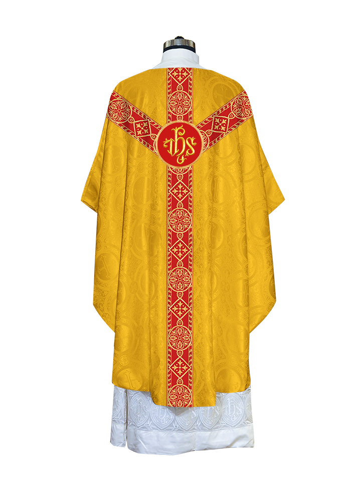 Gorgeous Gothic chasuble vestment - Diamond lace