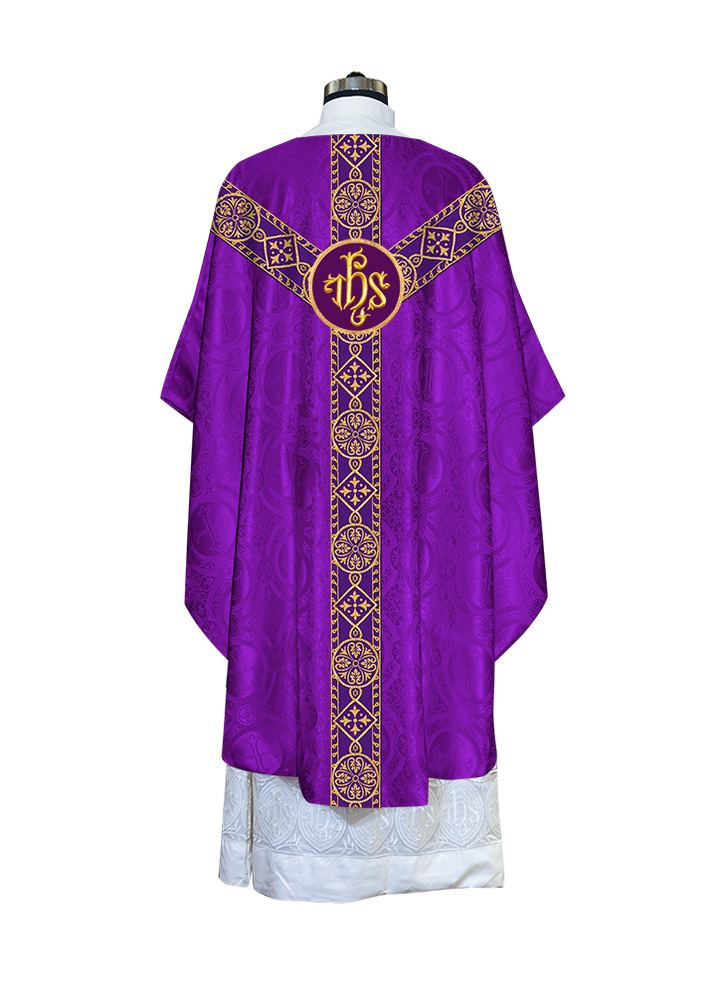 Gorgeous Gothic chasuble vestment - Diamond lace